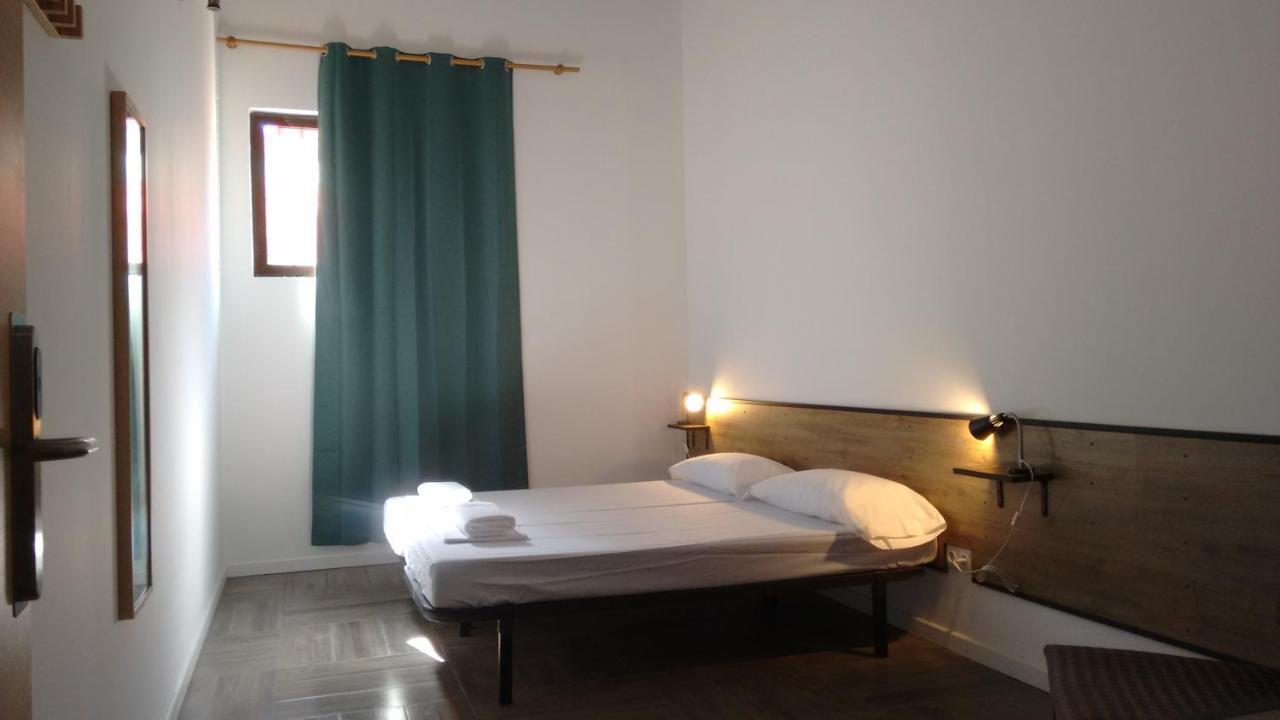 The Market Hostel Аликанте Екстериор снимка